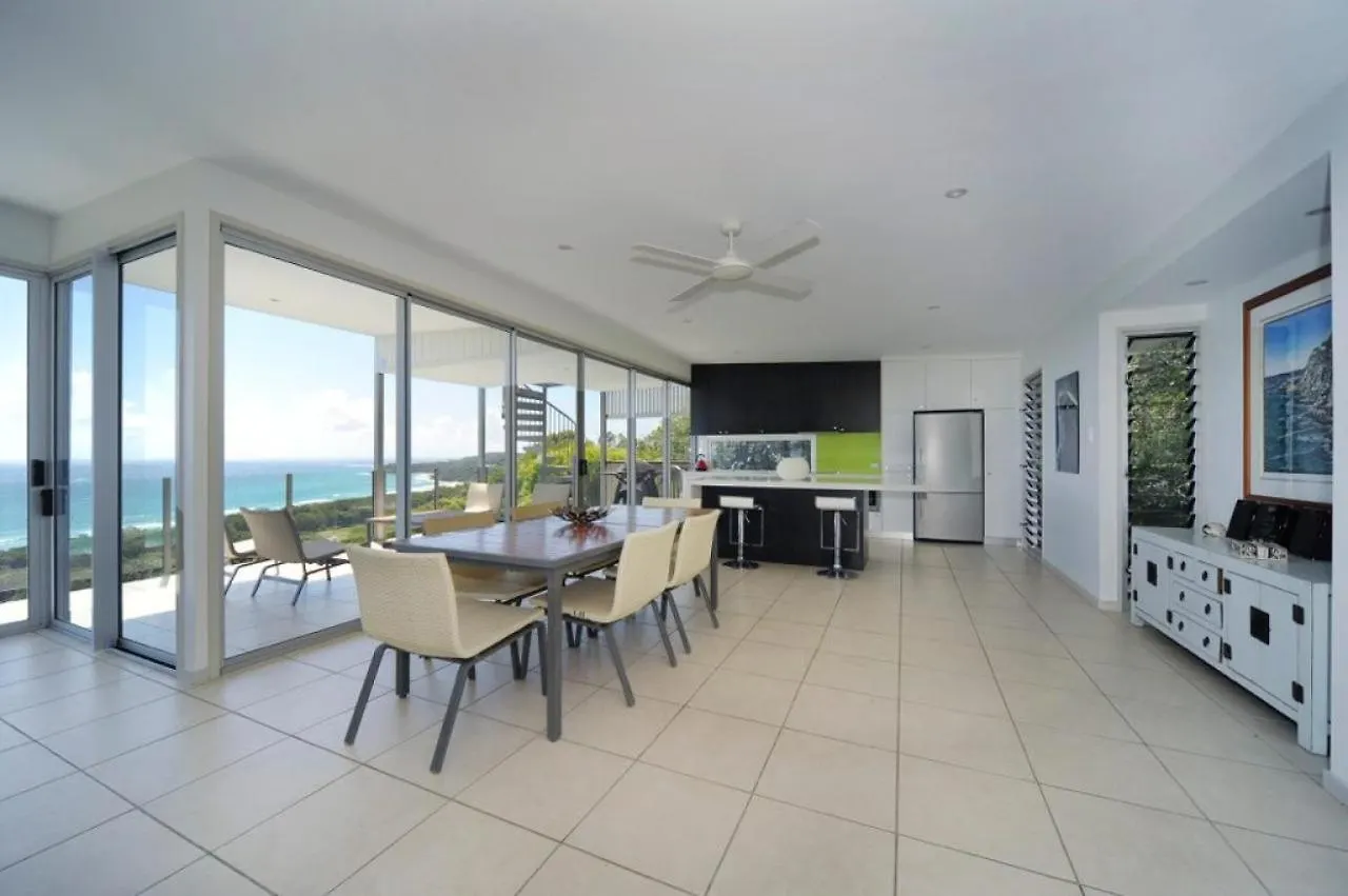 פוינט לוקאאוט Oceanside 4 Bedrooms