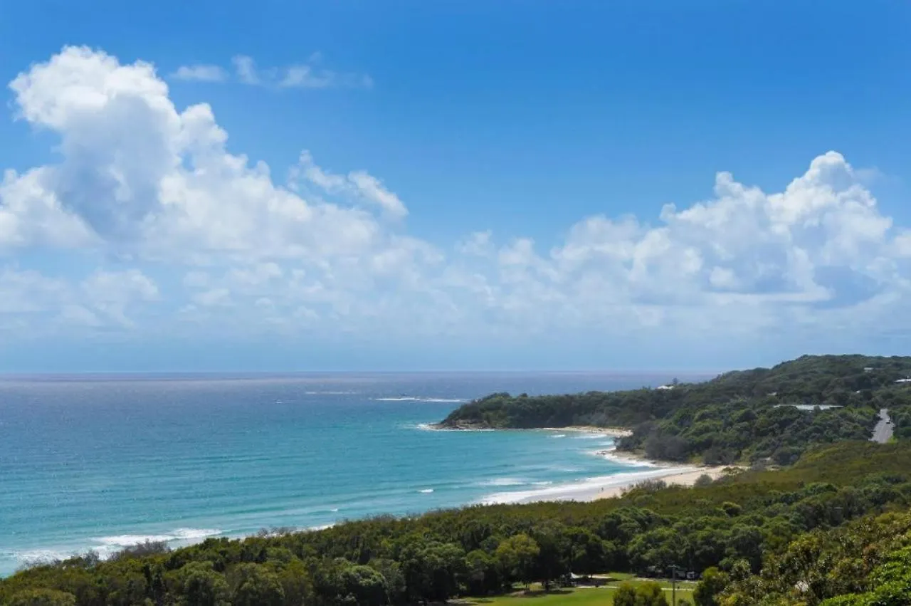 Dom wakacyjny Oceanside 4 Bedrooms Point Lookout Australia